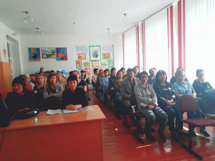 Республикалық «ХХІ ғасырдағы  Қазақстандық ата- ана : Өз балаңа үлгі бол»  атты 5-7 сынып ата – аналарға арналған конференция