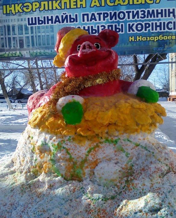  Закружился в хороводе новогодний «Снежный городок»